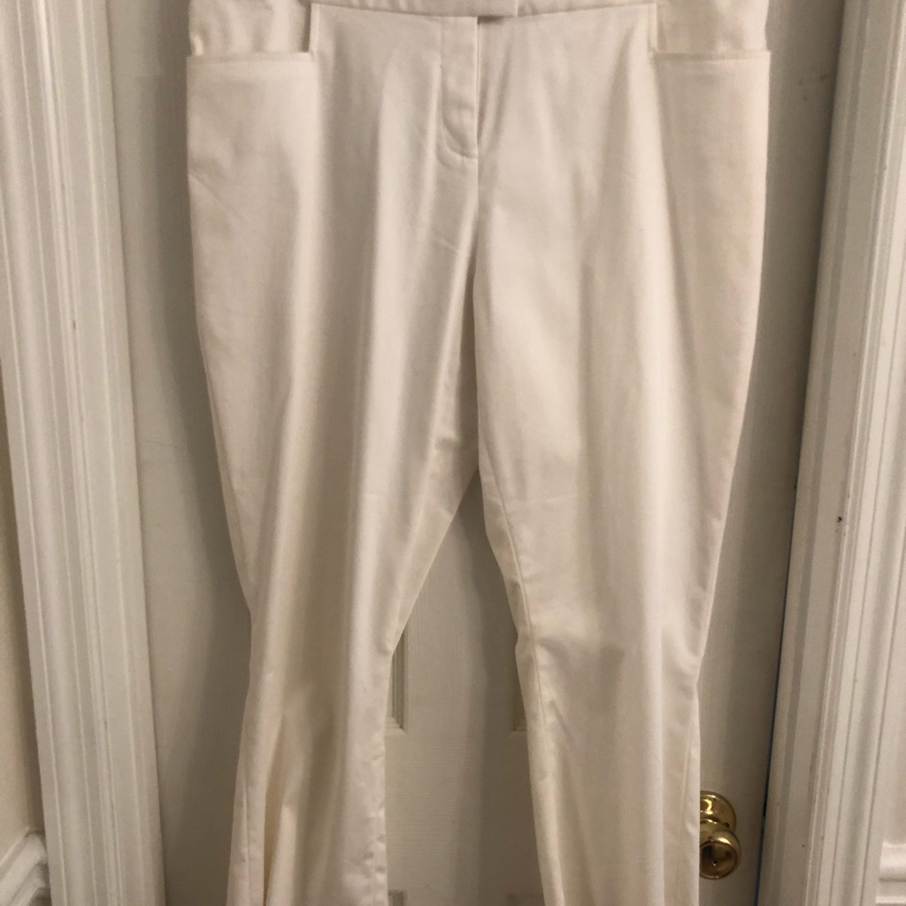 Cache White Capris